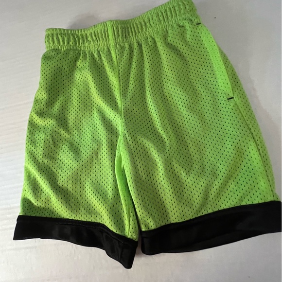 ATHLETIC WORKS BOYS NEON GREEN SHORTS SIZE SMALL - Picture 1 of 6